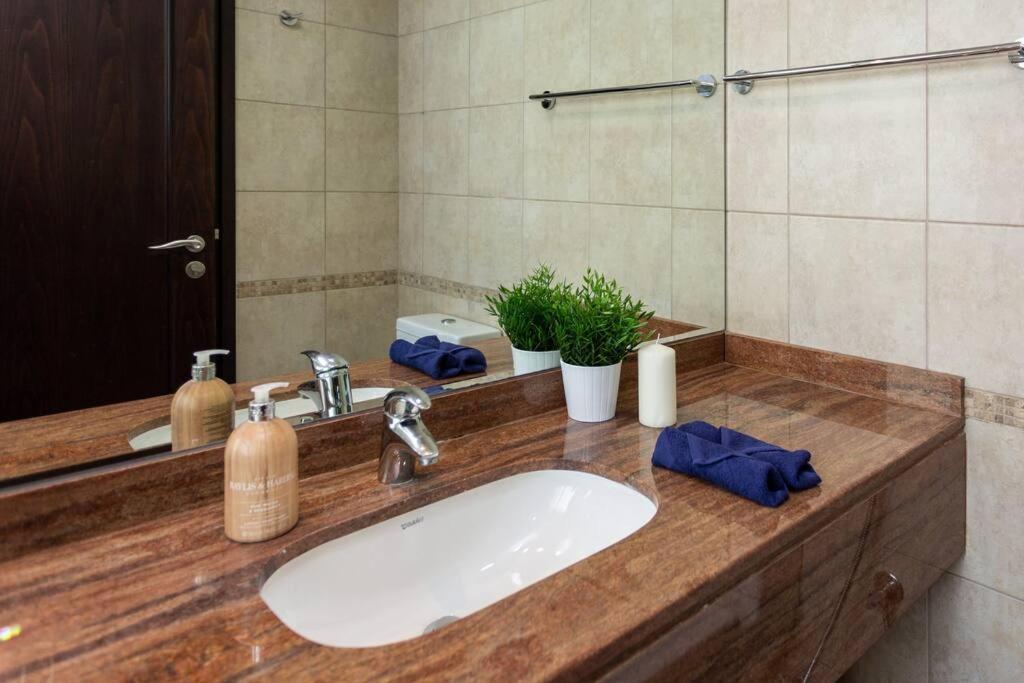 Royal Oceanic - Fantastic Apartment In Dubai Marina - Jbr Εξωτερικό φωτογραφία